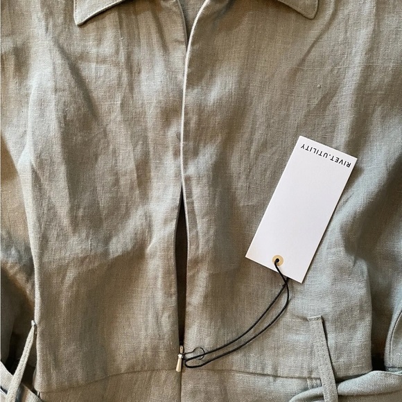 Rivet Utility Trendsetter romper NWT size small. - Picture 4 of 6
